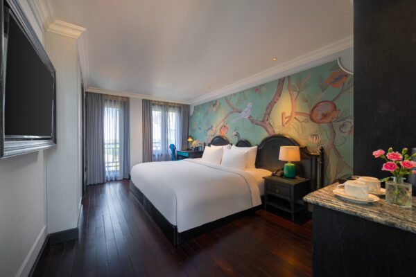 Deluxe Room Pool View